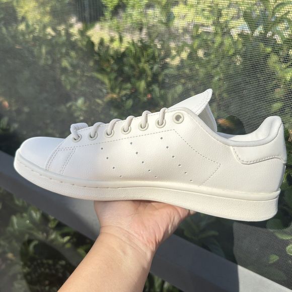 Buy (Women) adidas Stan Smith  Adidas Stan Smith Technical Lacing - Off White Women\'s Athletic Shoes GY9394
